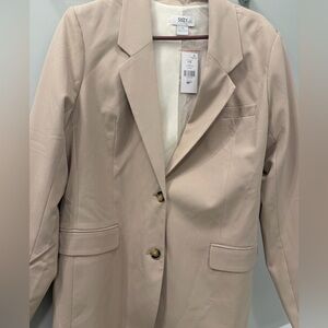 Suzy Shier | NWT* Beige Blazer
